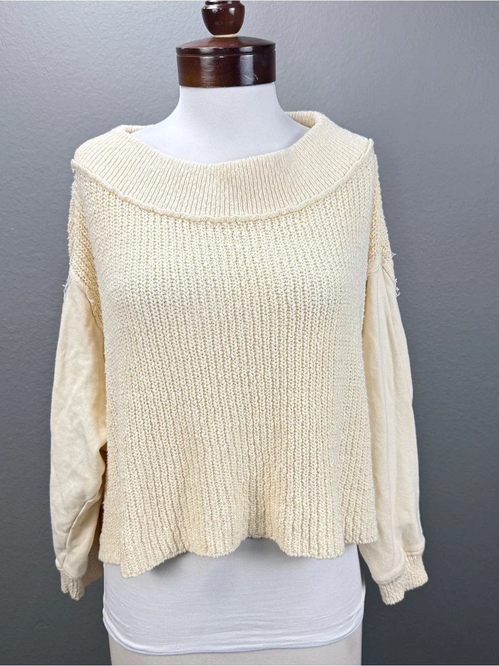 Free People Never leaving Cream Slouchy Pull over Sweater Sz S Petite
